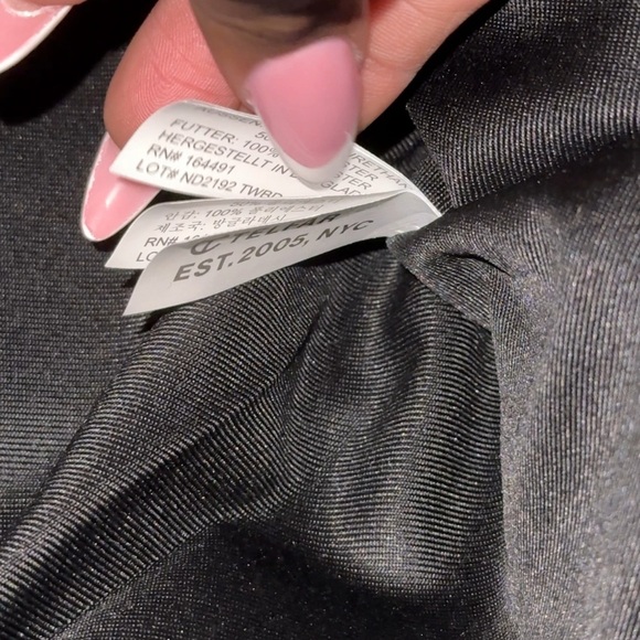 Telfar Medium Tote Bag- Black 100% AUTHENTICā¼ļø - Picture 9 of 13